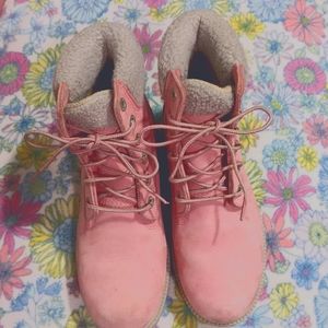 PINK Timberland's Above the Ankle Women Size 7